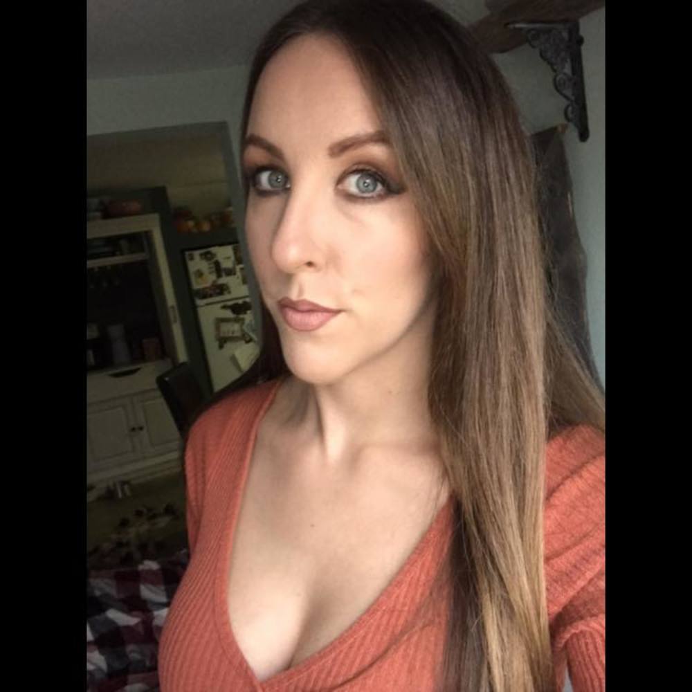 Meet your Posher, Janine